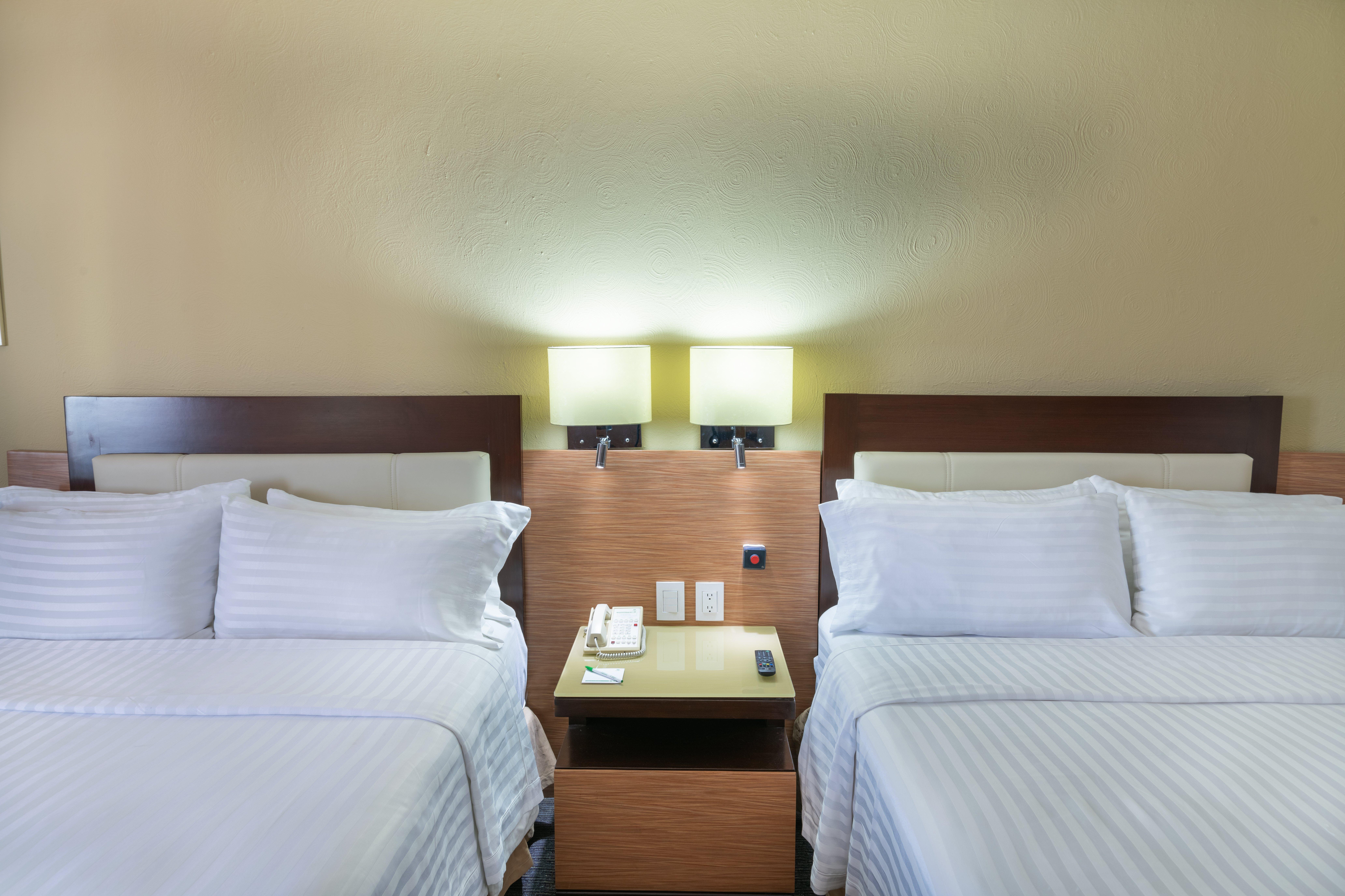 Holiday Inn Guadalajara Select, an IHG Hotel Bagian luar foto