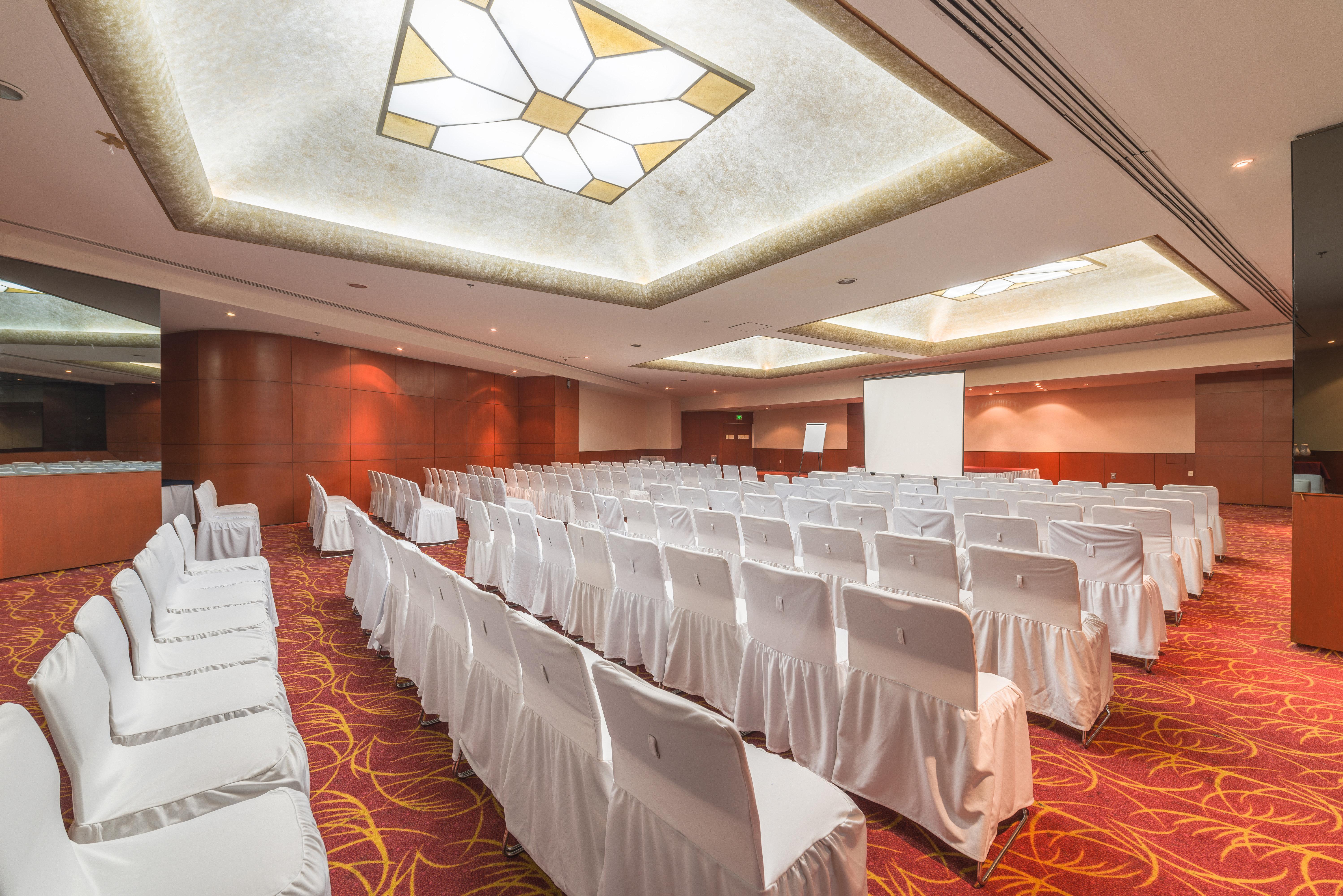 Holiday Inn Guadalajara Select, an IHG Hotel Bagian luar foto
