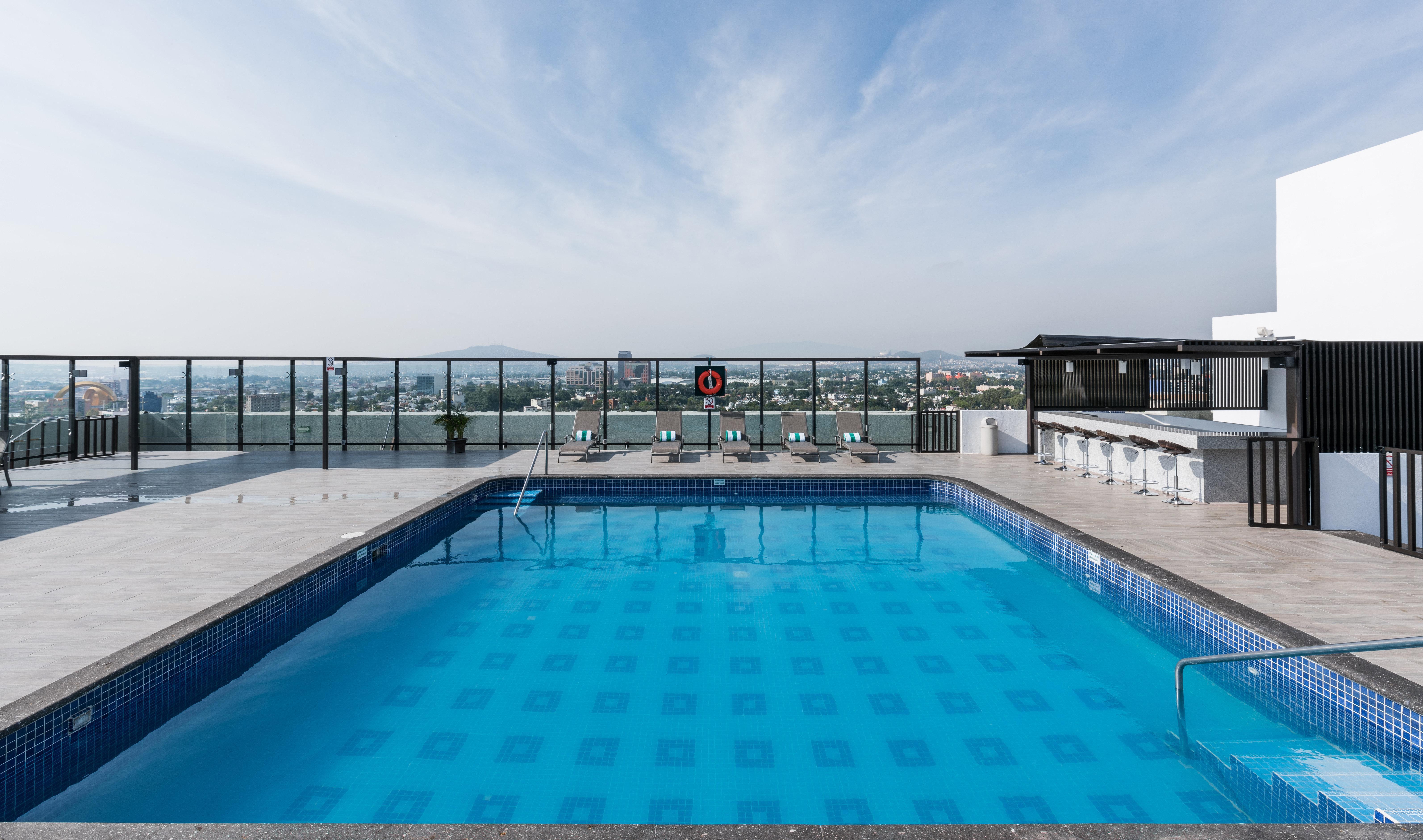 Holiday Inn Guadalajara Select, an IHG Hotel Bagian luar foto