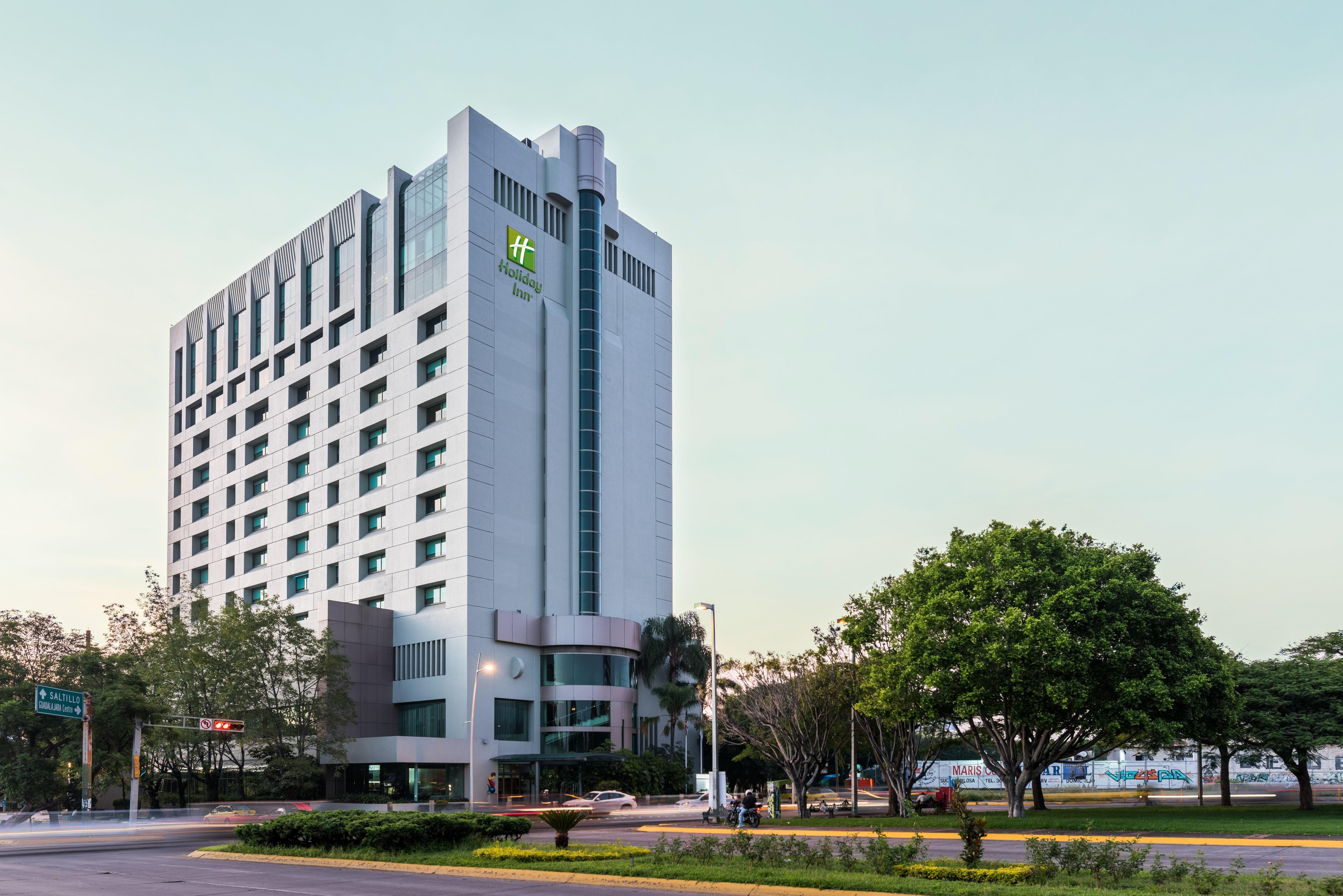 Holiday Inn Guadalajara Select, an IHG Hotel Bagian luar foto